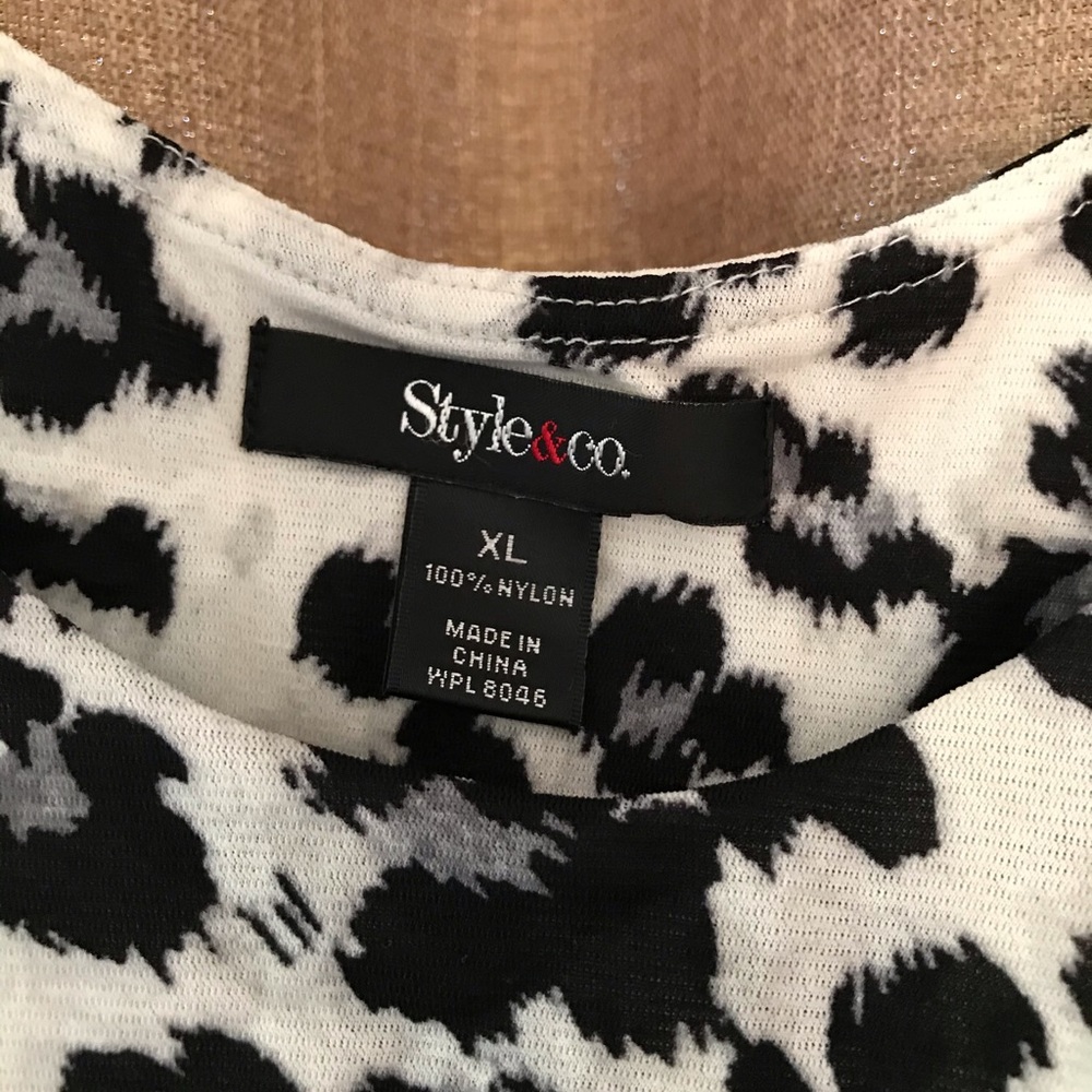 Nwot. Dalmatian Print Multi Layer Front Tank Top - image 3